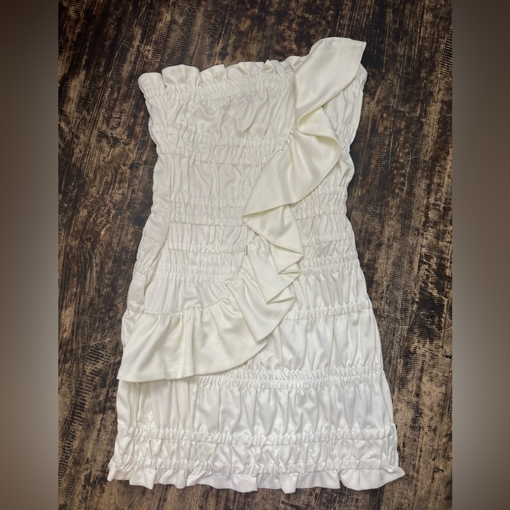 Stella Dallas Women’s White Strapless Dress